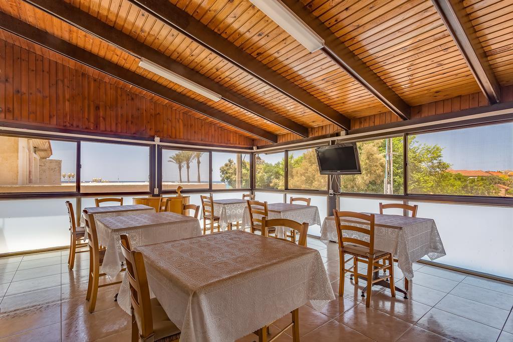Amigo Hotel On The Beach Нагарія Екстер'єр фото